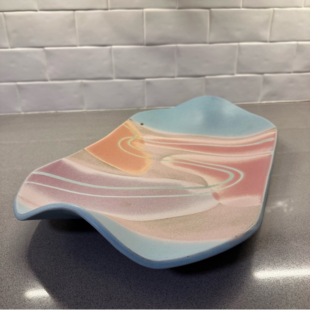 1980s Carol McFarlan Postmodern Ceramic Large Centerpiece Platter 11"x17” - Picture 8 of 10